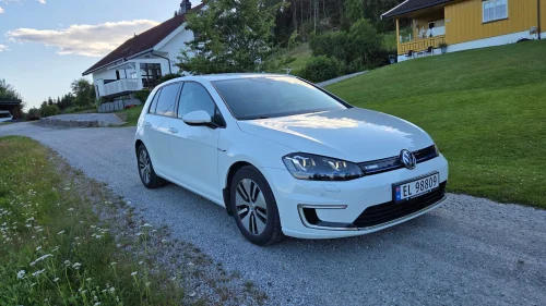 VOLKSWAGEN GOLF e-Golf Comfortline