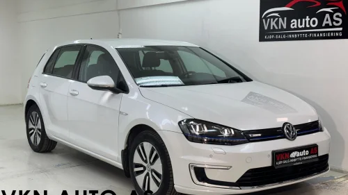 VOLKSWAGEN GOLF 2016/EL/116HK/190-RV/ACC/R-KAM/KEYLESS/P-SENSOR/EU28