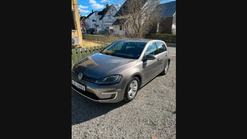 VOLKSWAGEN GOLF E-golf