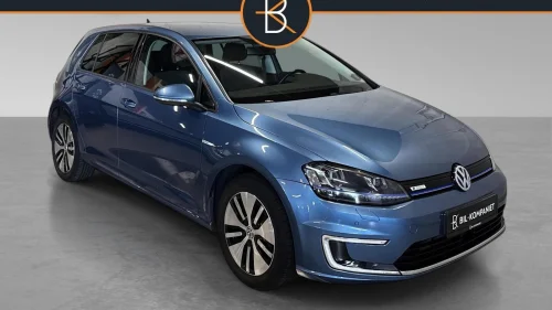 VOLKSWAGEN GOLF | Keyless | ACC | Fin km-stand | EU 1/28 | Velholdt bil