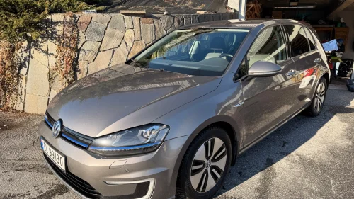 VOLKSWAGEN GOLF 2016