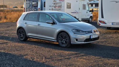 VOLKSWAGEN GOLF Skinn, Nøkkelløs, Adaptiv, Ryggekamera EU 02/28