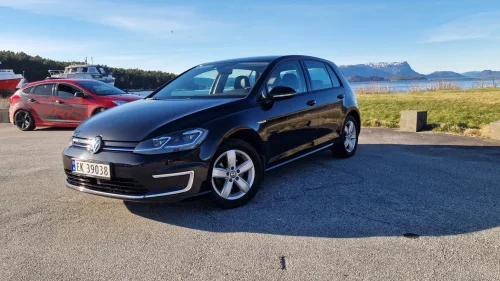 VOLKSWAGEN GOLF E-GOLF 0KW