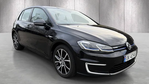 VOLKSWAGEN GOLF 100KW Facelift | 2 år garanti | Full servicehistorikk