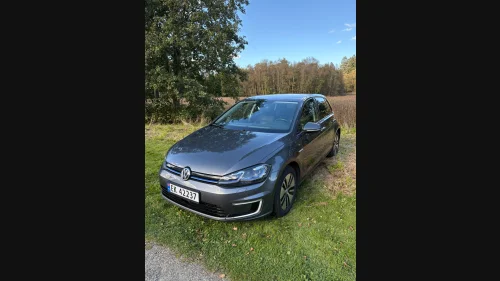 VOLKSWAGEN GOLF 136 hk 300 km Skinnseter Dynaudio EU sept 2027