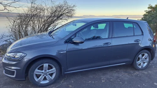VOLKSWAGEN GOLF 136 HK, 300 km