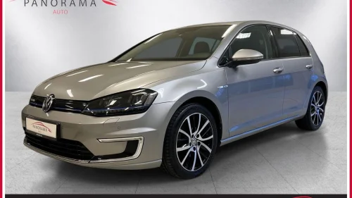 VOLKSWAGEN GOLF CarPlay Skinn Keyless ACC Kamera 972,-mnd