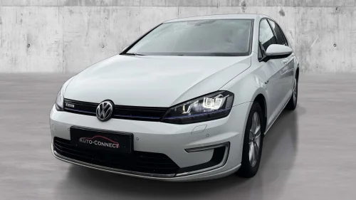 VOLKSWAGEN GOLF E- Golf NORSK+ VARMEPUMPE+ ACC+ RYGGEKAMERA++
