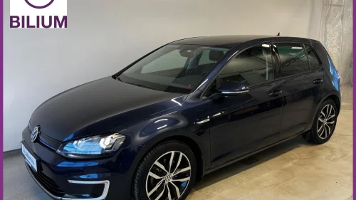 VOLKSWAGEN GOLF e-Golf LAV KM. Skinn/LED/ACC/Kamera/Keyless/Navi++