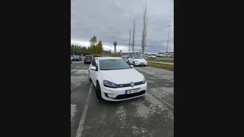VOLKSWAGEN GOLF Exclusive