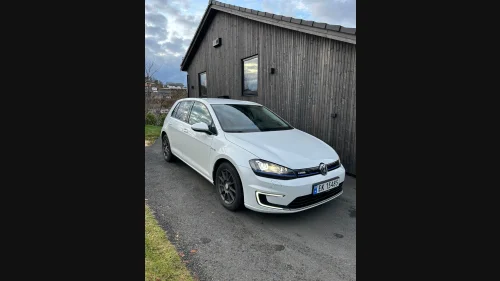 VOLKSWAGEN GOLF Varmepumpe/Skinn/Dynaudio/Ryggekamera/Keyless