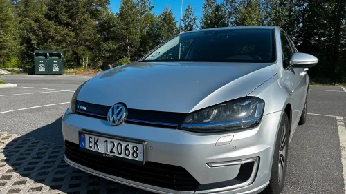 VOLKSWAGEN GOLF Exclusive