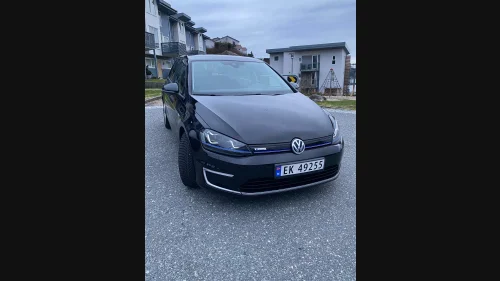 VOLKSWAGEN GOLF Exclusive