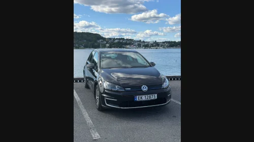 VOLKSWAGEN GOLF Exclusive