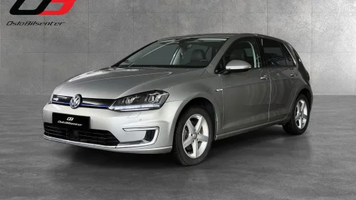 VOLKSWAGEN GOLF 116HK/SKINN/KAMERA/NAVI/BLUETOOTH/DAB/KEYLESS GO