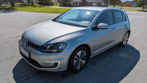 VOLKSWAGEN GOLF Exclusive