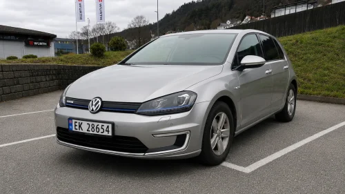 VOLKSWAGEN GOLF e Golf
