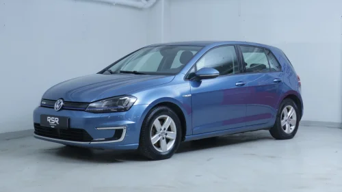 VOLKSWAGEN GOLF Exclusive - Tøff farge! - 857,- i mnd.