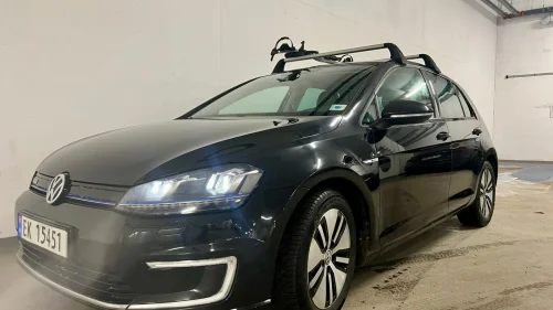 VOLKSWAGEN GOLF Exclusive