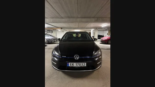 VOLKSWAGEN GOLF E golf 2017 / 190 km  Fullt utstyrt Dynaudio++