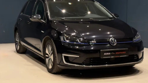 VOLKSWAGEN GOLF E-GOLF/ ACC/ NAVI/ APPLE CARPLAY/ SKINN/ KAMERA/