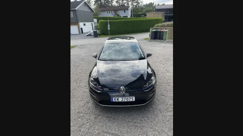 VOLKSWAGEN GOLF Exclusive