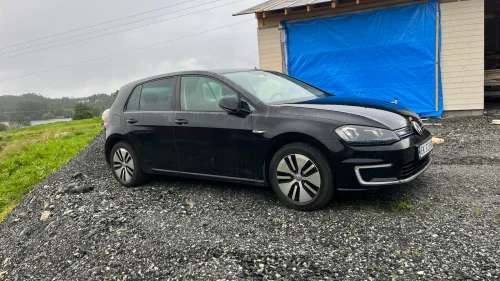 VOLKSWAGEN GOLF Exclusive