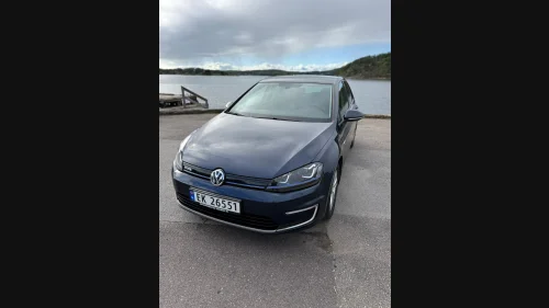 VOLKSWAGEN GOLF Exclusive