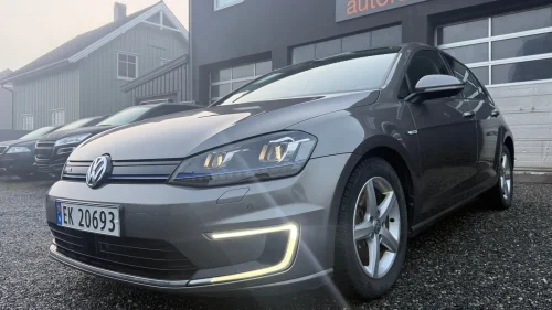 VOLKSWAGEN GOLF E-Golf/190 WLTP/adaptive Cruise/Dynaudio/PDC/Velholdt