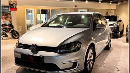 VOLKSWAGEN GOLF Volkswagen e-Golf 2017//kjørt_115000km//Full_skinn++