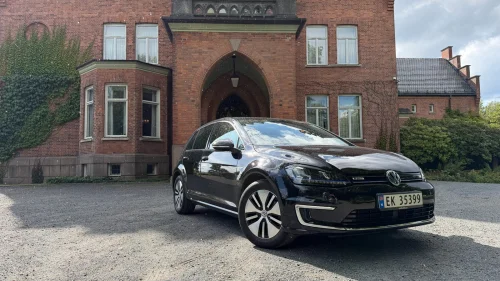 VOLKSWAGEN GOLF Exclusive