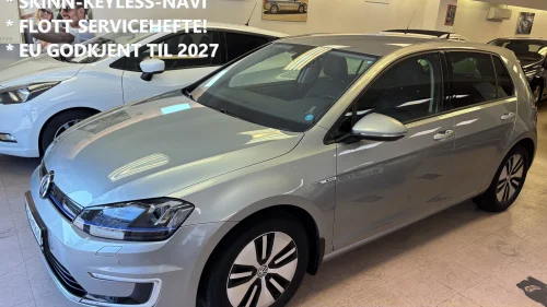 VOLKSWAGEN GOLF E-GOLF |1 EIER |EU 2027 |KEYLESS |SKINN |NAV |ACC