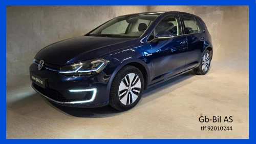 VOLKSWAGEN GOLF Navi/Ad.cruise/Carplay/Nav/EUOK-27/231km/