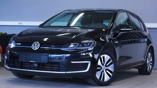 VOLKSWAGEN GOLF 300KM WLTP/ACC/KAMERA/NAVI/NORSK - EU2027