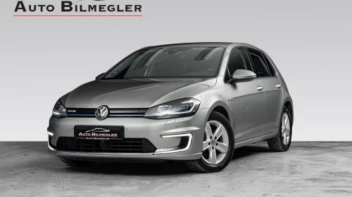 VOLKSWAGEN GOLF 300KM NORSK 1-EIER ACC KAMERA VARMEPUMPE NAVI LED DAB++
