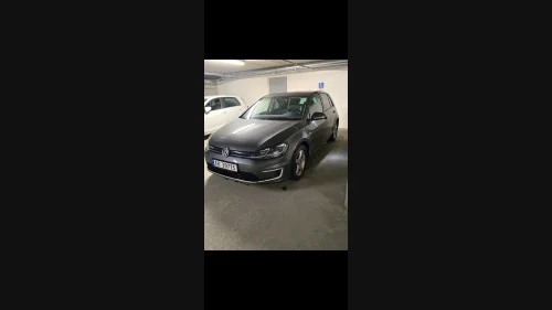VOLKSWAGEN GOLF E-golf Digital