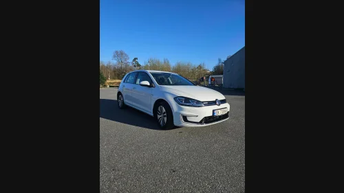 VOLKSWAGEN GOLF E-golf