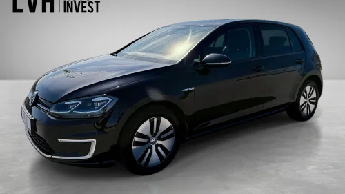 VOLKSWAGEN GOLF 300KM  Virtual cockpit ACC R-Kamera NAVI