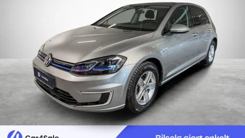 VOLKSWAGEN GOLF 300km / Unik KM / Kamera / ACC / V.Pumpe / Norsk ++
