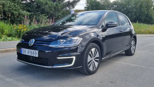 VOLKSWAGEN GOLF VIP/Reservasjon