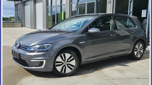 VOLKSWAGEN GOLF Egolf 300km 136hk ACC Navi DAB R.Kam BT EU 3/27