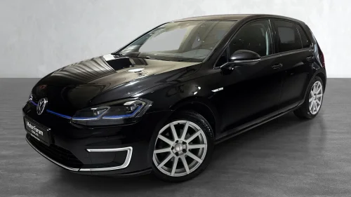 VOLKSWAGEN GOLF Praktisk og godt utstyrt - Ryggekamera- carplay