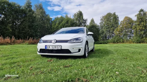 VOLKSWAGEN GOLF E-Golf