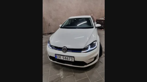 VOLKSWAGEN GOLF Comfortline, mye utstyr, servicehistorikk,