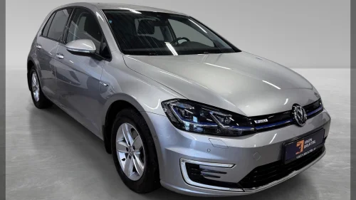 VOLKSWAGEN GOLF E-GOLF/136HK/ACC/NAVI/LED/KAMERA/KEYLESS/VARMEPUMPE