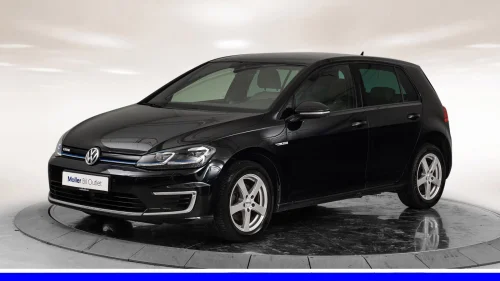 VOLKSWAGEN GOLF 136hk - R.Kam, Skinn, Active Info, Navi, Keyless
