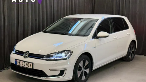 VOLKSWAGEN GOLF 136HK EXCLUSIVE Digitaltdisplay/Skinn/R.Kamera/ACC