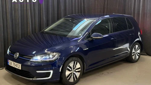VOLKSWAGEN GOLF 136HK Digitaldisplay/ACC/Navi/R.Kam/Carplay/Norsk/1Eier