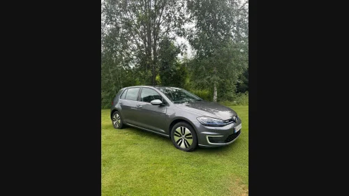 VOLKSWAGEN GOLF Exclusive