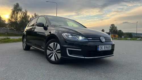 VOLKSWAGEN GOLF E-GOLF, 35.8 kWt batteri, 136 hk